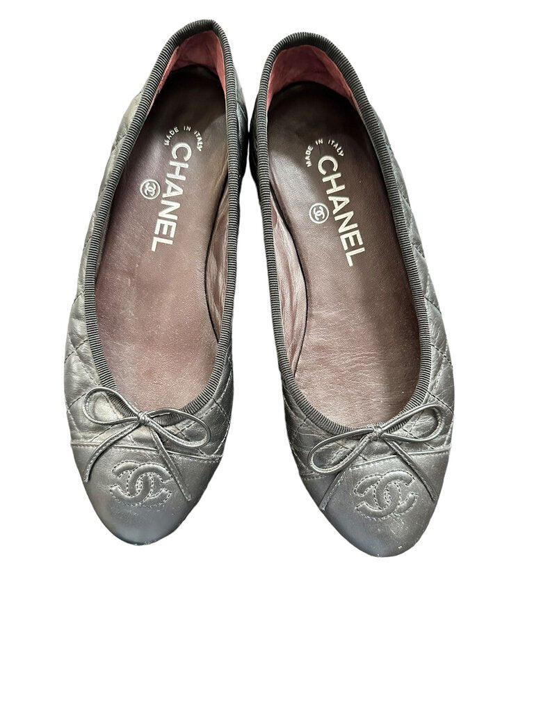 Chanel Quilted Ballet Flats sz 38, as is
