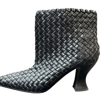 Bottega Veneta Leather Woven Heel